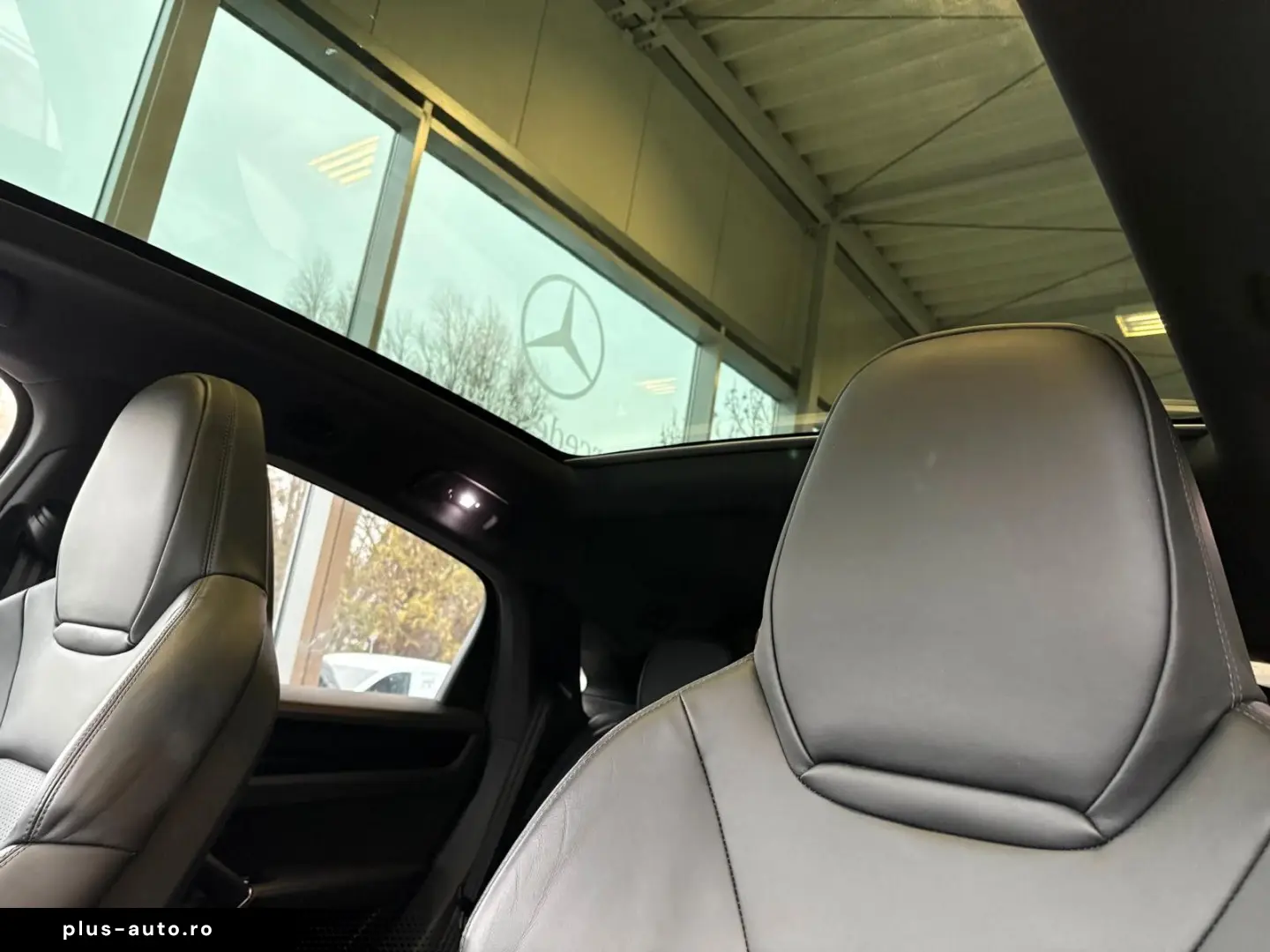 PORSCHE Cayenne Coupe E-Hybrid