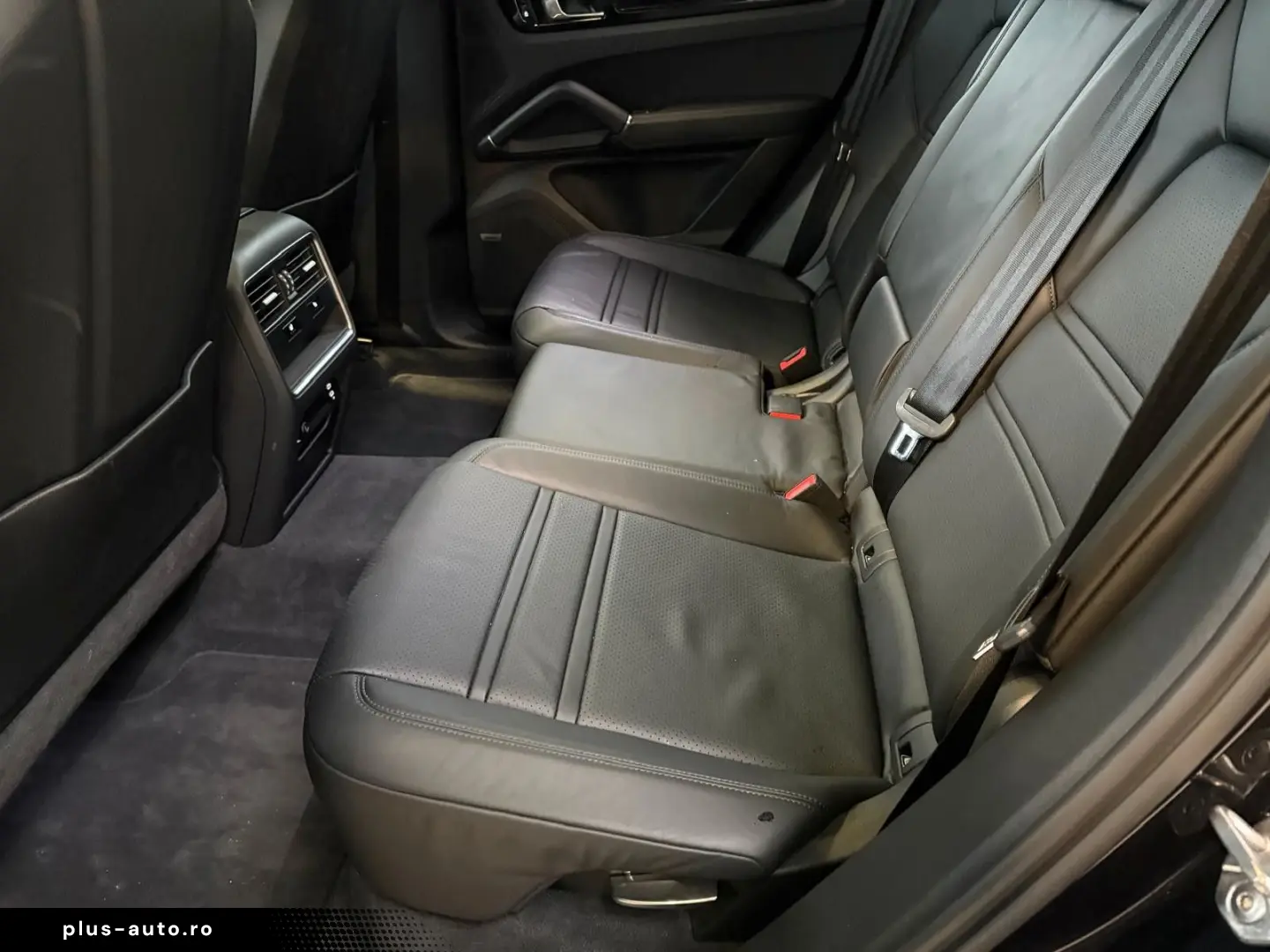 PORSCHE Cayenne Coupe E-Hybrid