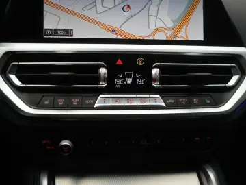 BMW 430 d xDrive Coupe M Sport Navi Temp Kamera