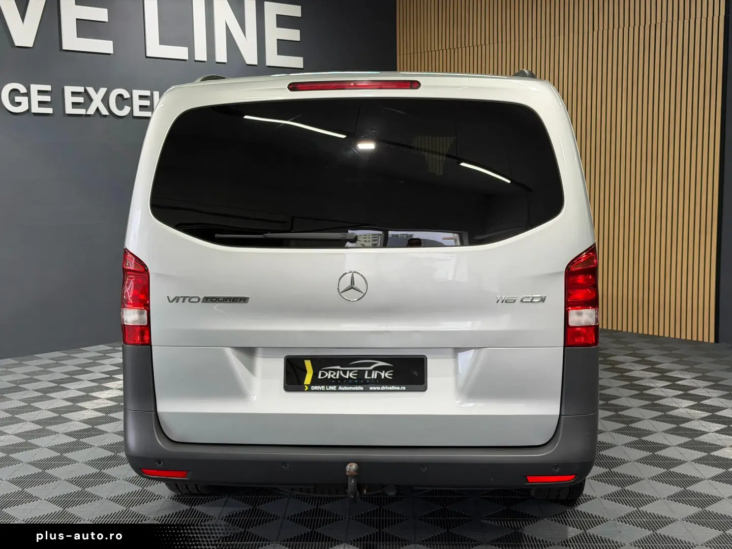 Mercedes-Benz Vito Tourer 116 CDI Pro extralung 9- Locuri