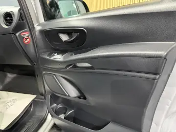 Mercedes-Benz Vito Tourer 116 CDI Pro extralung 9- Locuri