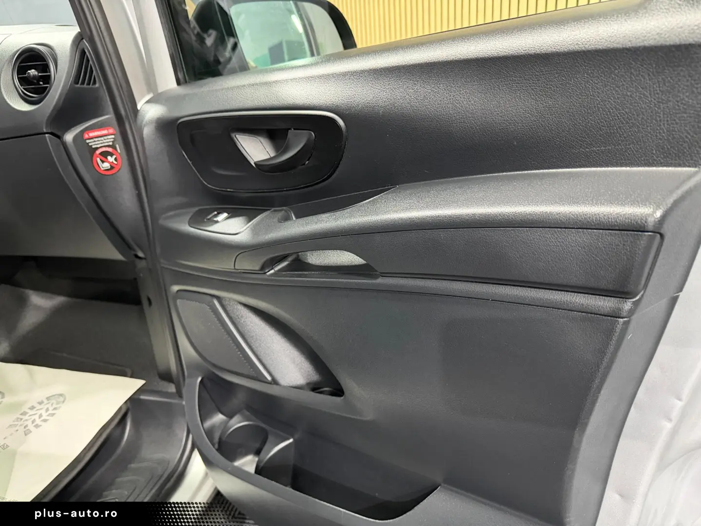 Mercedes-Benz Vito Tourer 116 CDI Pro extralung 9- Locuri