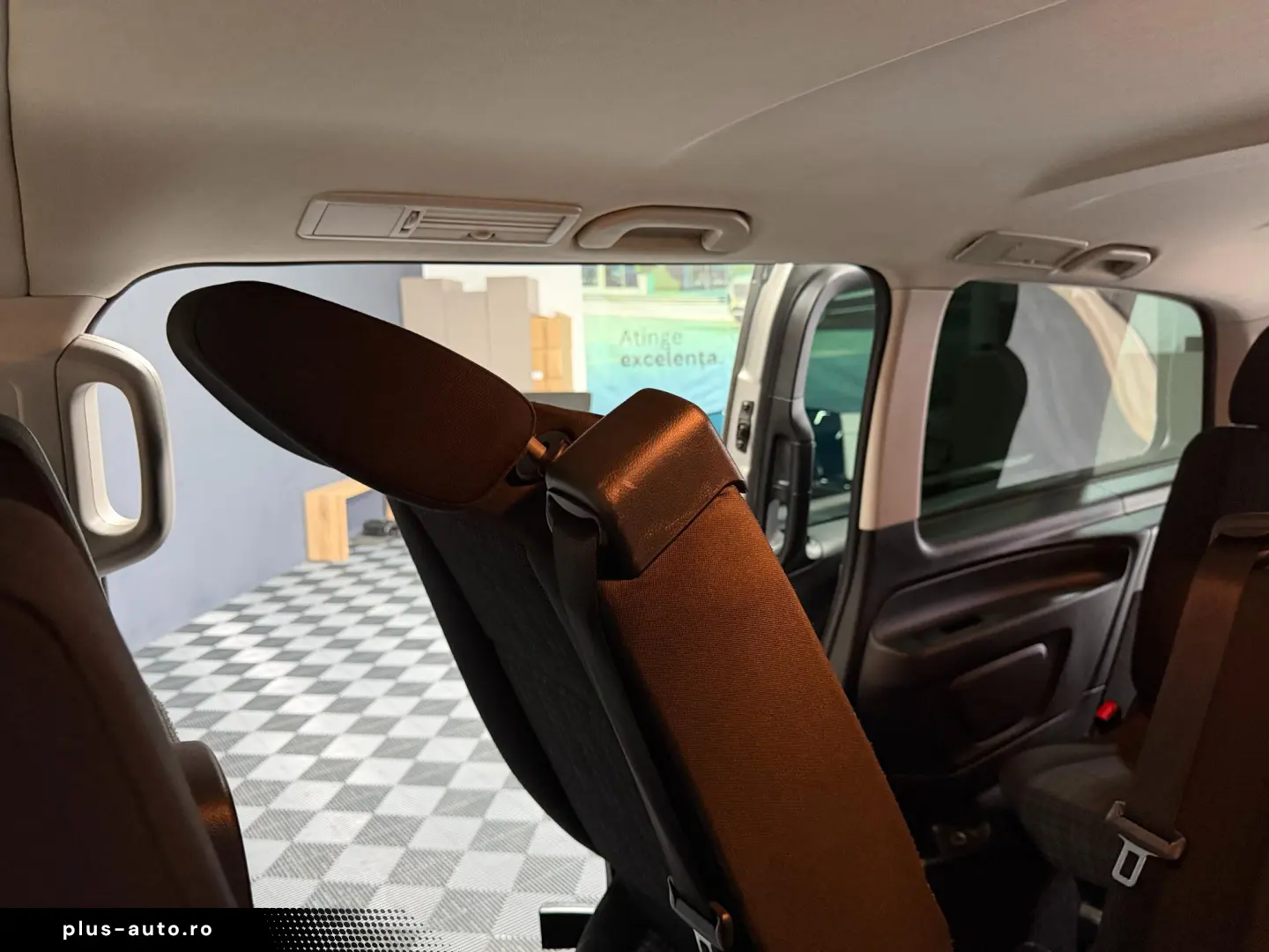 Mercedes-Benz Vito Tourer 116 CDI Pro extralung 9- Locuri