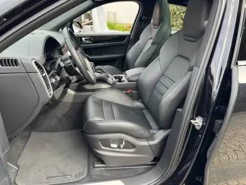 PORSCHE Cayenne Coupe PANORAMA LUFT SPORT-CHRONO