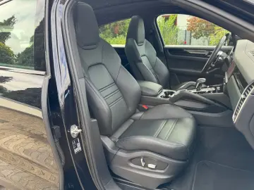 PORSCHE Cayenne Coupe PANORAMA LUFT SPORT-CHRONO