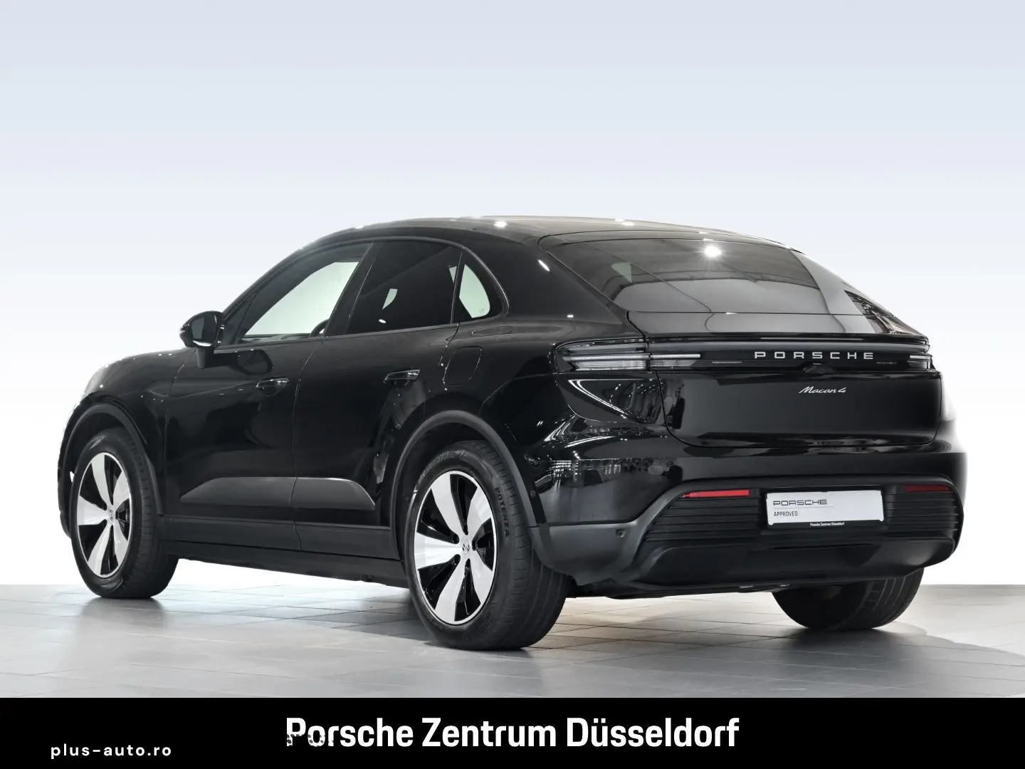 PORSCHE Macan 4 Surround-View BOSE Abstandstempomat LED