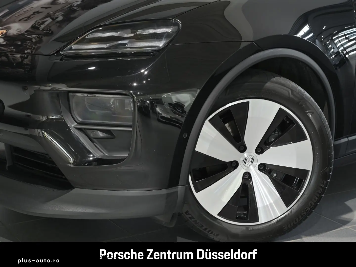 PORSCHE Macan 4 Surround-View BOSE Abstandstempomat LED