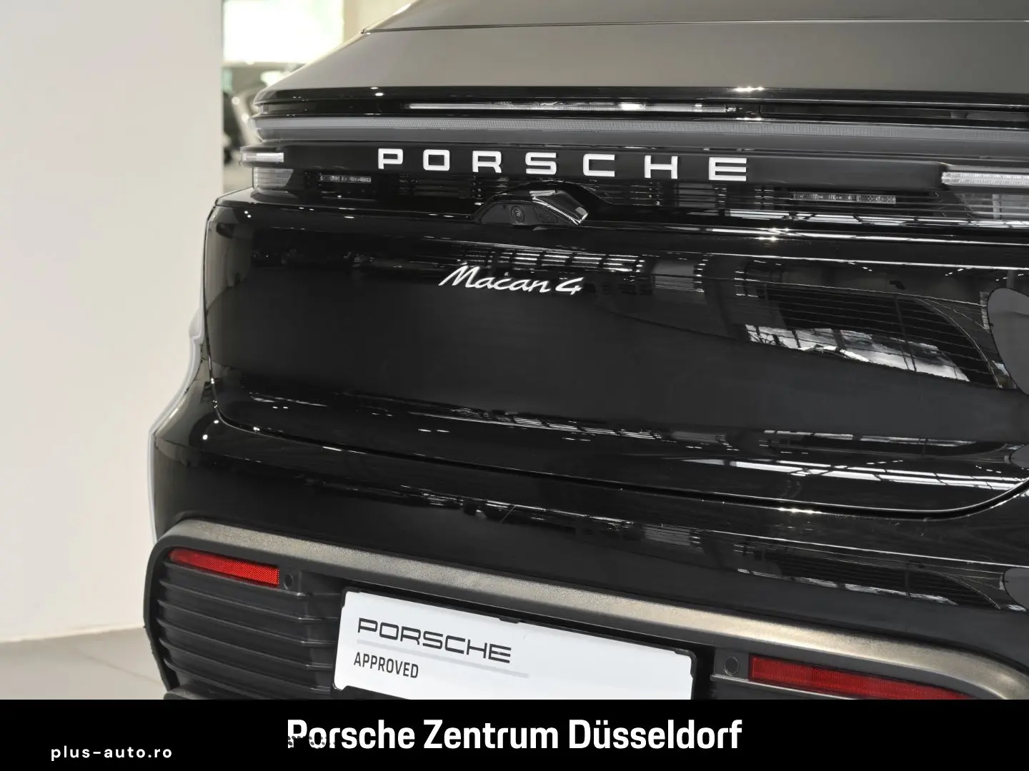 PORSCHE Macan 4 Surround-View BOSE Abstandstempomat LED