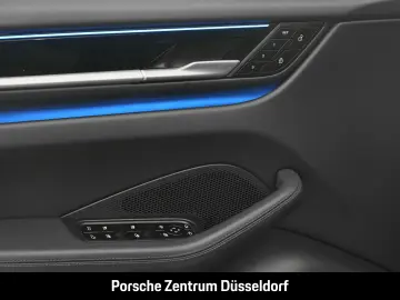 PORSCHE Macan 4 Surround-View BOSE Abstandstempomat LED