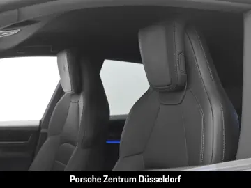PORSCHE Macan 4 Surround-View BOSE Abstandstempomat LED