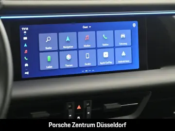 PORSCHE Macan 4 Surround-View BOSE Abstandstempomat LED