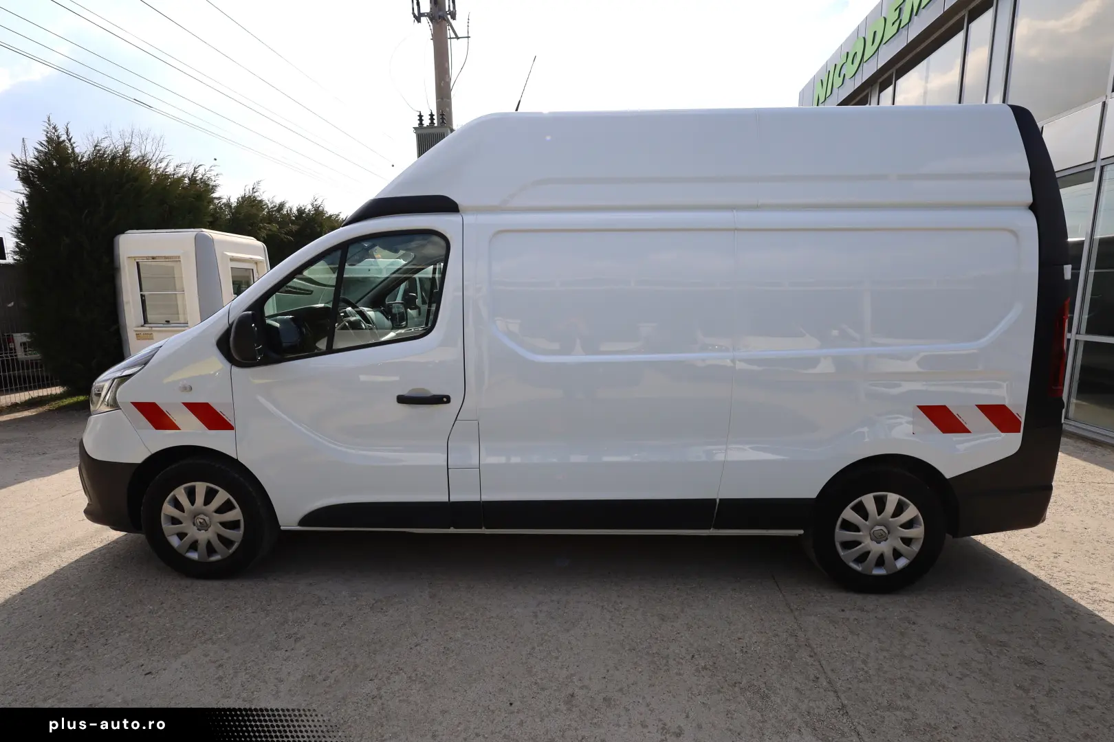 Renault Trafic L2H2 2.0D 145CP