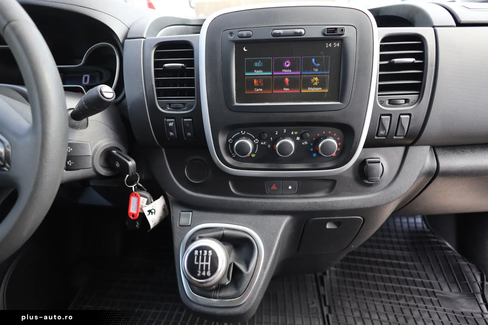 Renault Trafic L2H2 2.0D 145CP