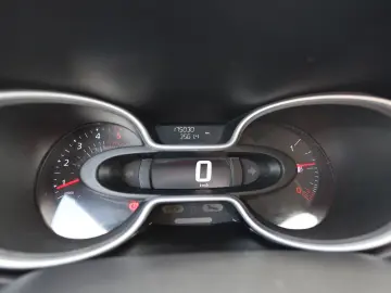 Renault Trafic L2H2 2.0D 145CP