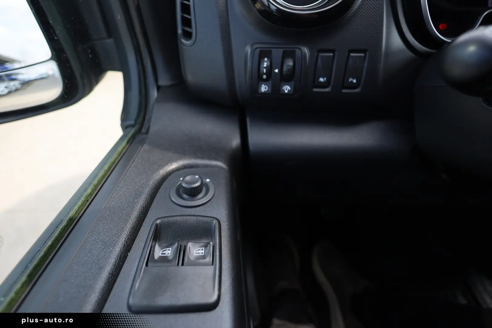 Renault Trafic L2H2 2.0D 145CP