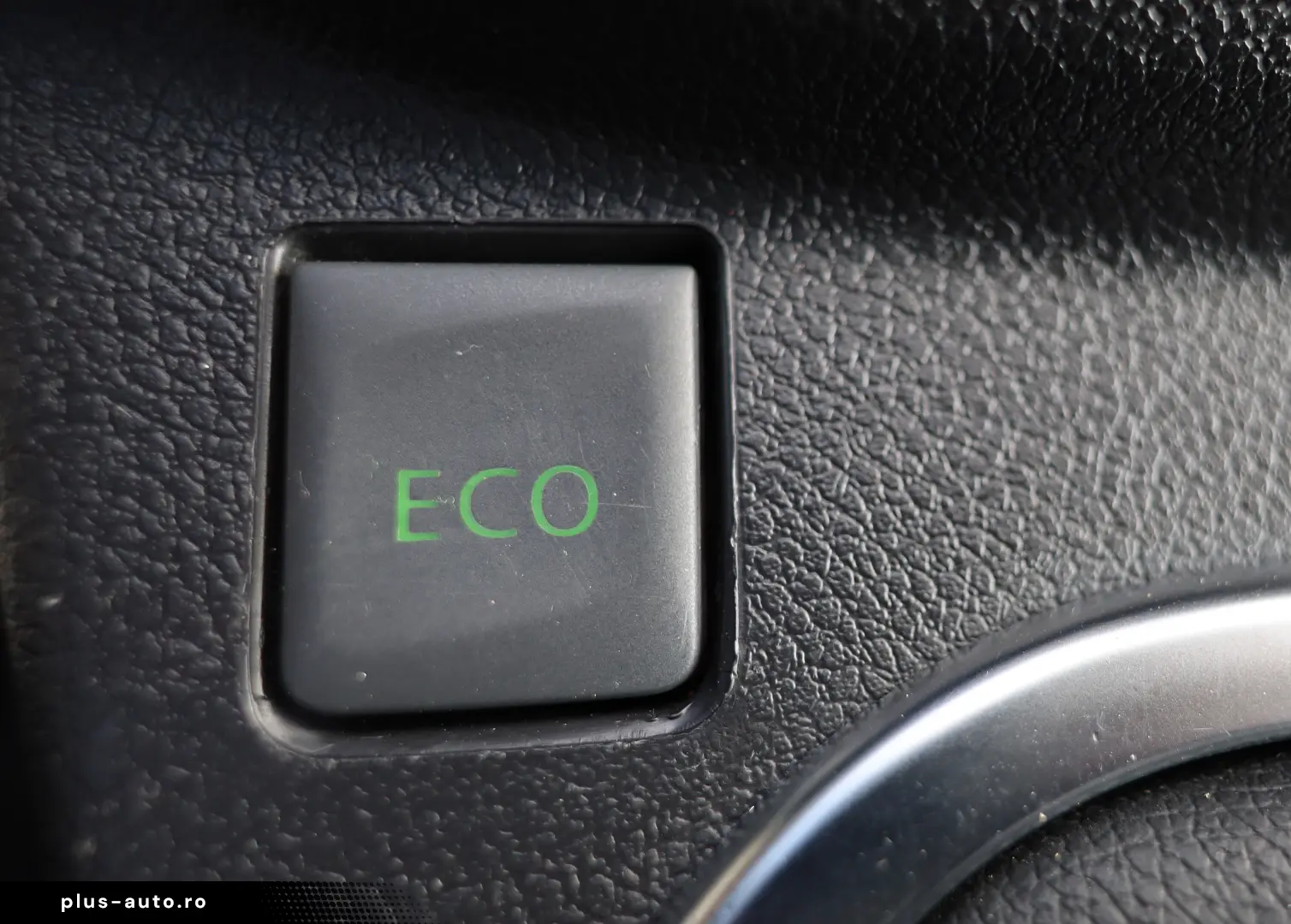 Renault Trafic L2H2 2.0D 145CP