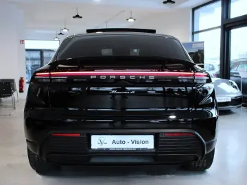 PORSCHE Macan 4  LED ACC BOSE KAM Ambiente DAB AppleCP