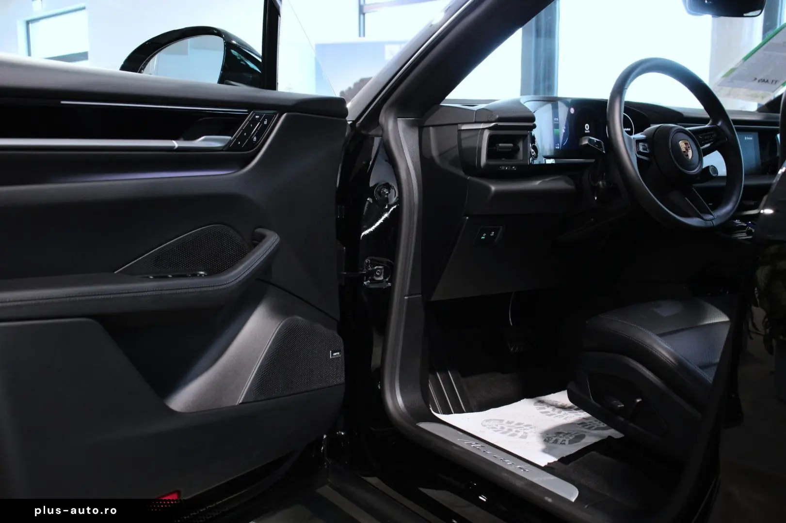 PORSCHE Macan 4  LED ACC BOSE KAM Ambiente DAB AppleCP