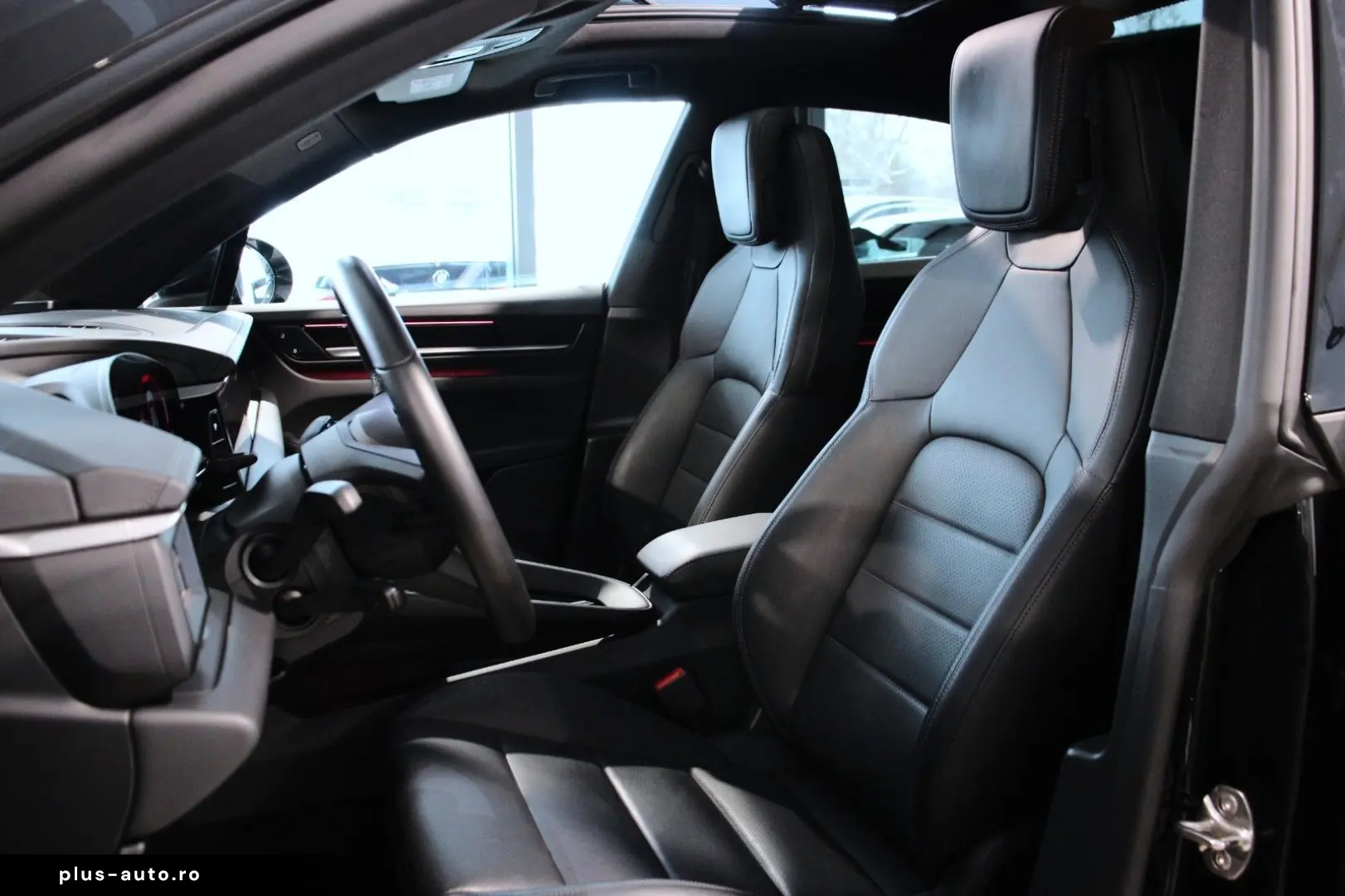 PORSCHE Macan 4  LED ACC BOSE KAM Ambiente DAB AppleCP