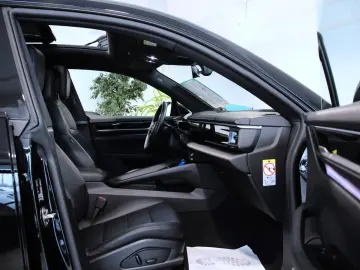 PORSCHE Macan 4  LED ACC BOSE KAM Ambiente DAB AppleCP