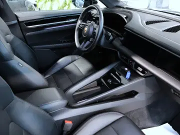 PORSCHE Macan 4  LED ACC BOSE KAM Ambiente DAB AppleCP