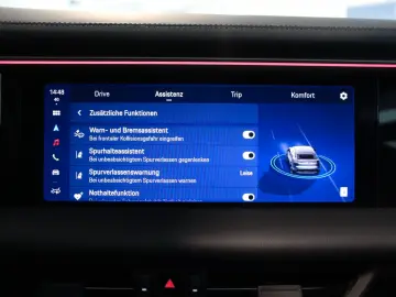 PORSCHE Macan 4  LED ACC BOSE KAM Ambiente DAB AppleCP