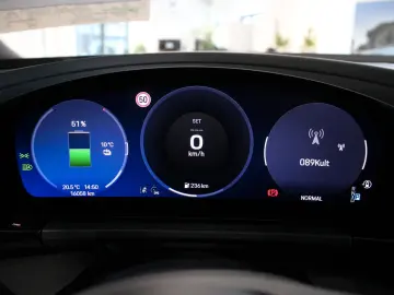 PORSCHE Macan 4  LED ACC BOSE KAM Ambiente DAB AppleCP