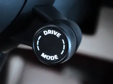 PORSCHE Macan 4  LED ACC BOSE KAM Ambiente DAB AppleCP