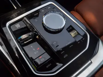 BMW 740d M SPORT.MASSAGE.SOFTC.SKY.DR.ASS.PRO.360