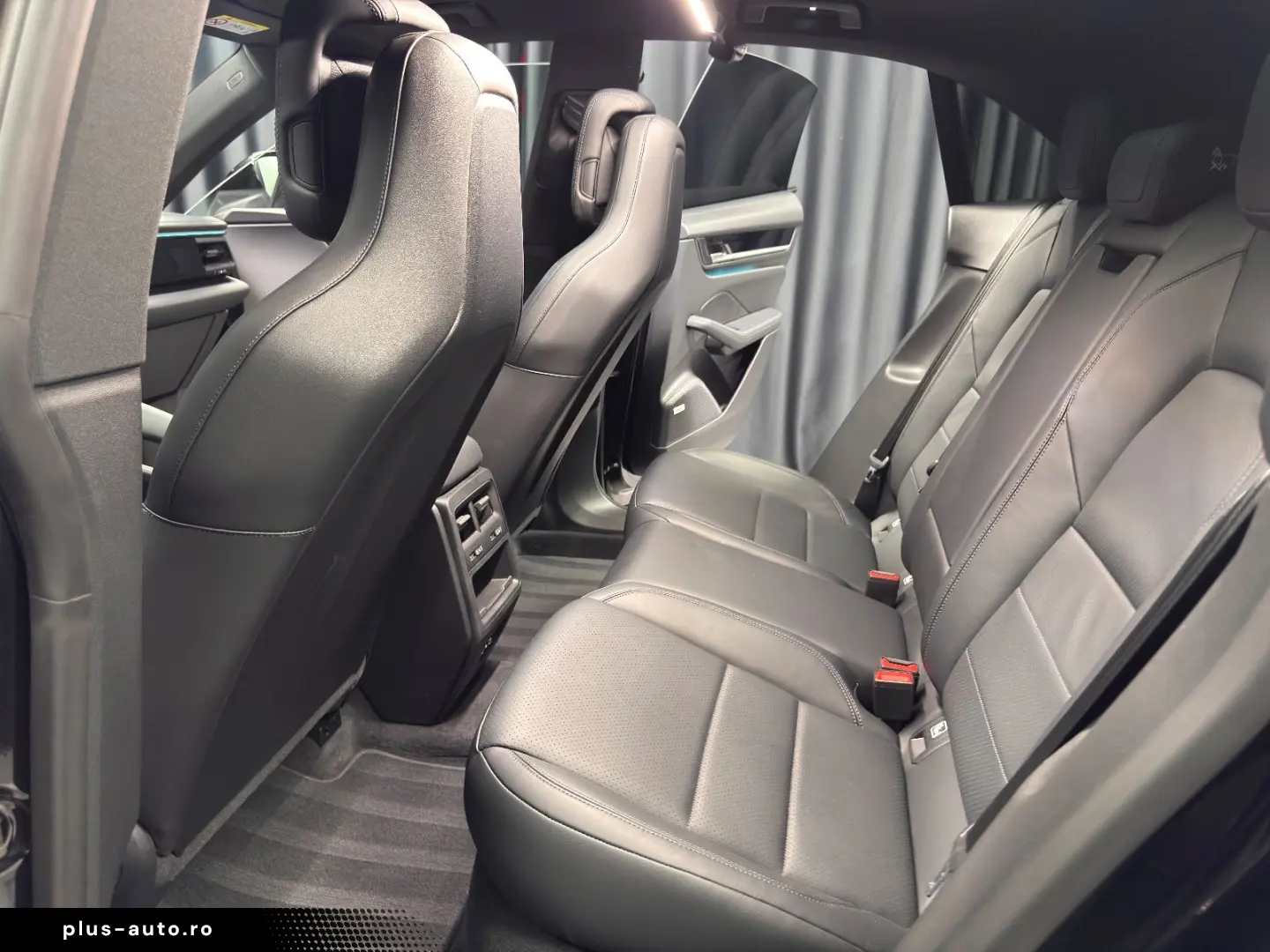 PORSCHE Macan Electric 4 PANORAMA BOSE LED