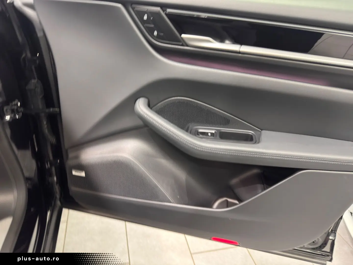 PORSCHE Macan Electric 4 PANORAMA BOSE LED