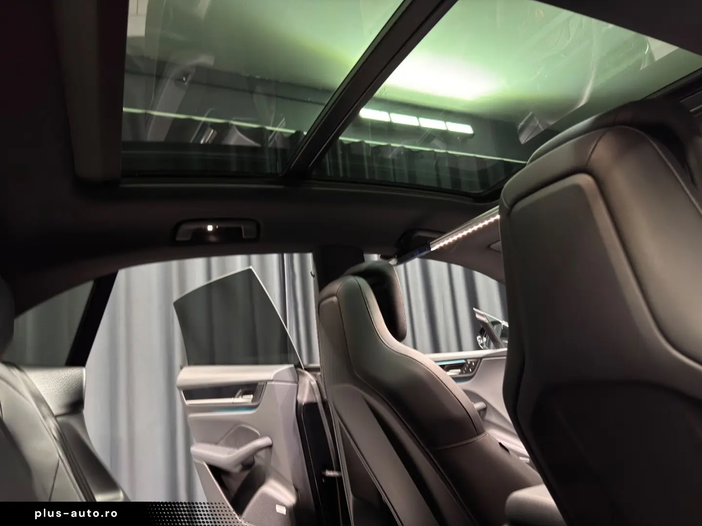 PORSCHE Macan Electric 4 PANORAMA BOSE LED