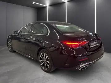 Mercedes-Benz C 300 e AMG Digital Light Distronic