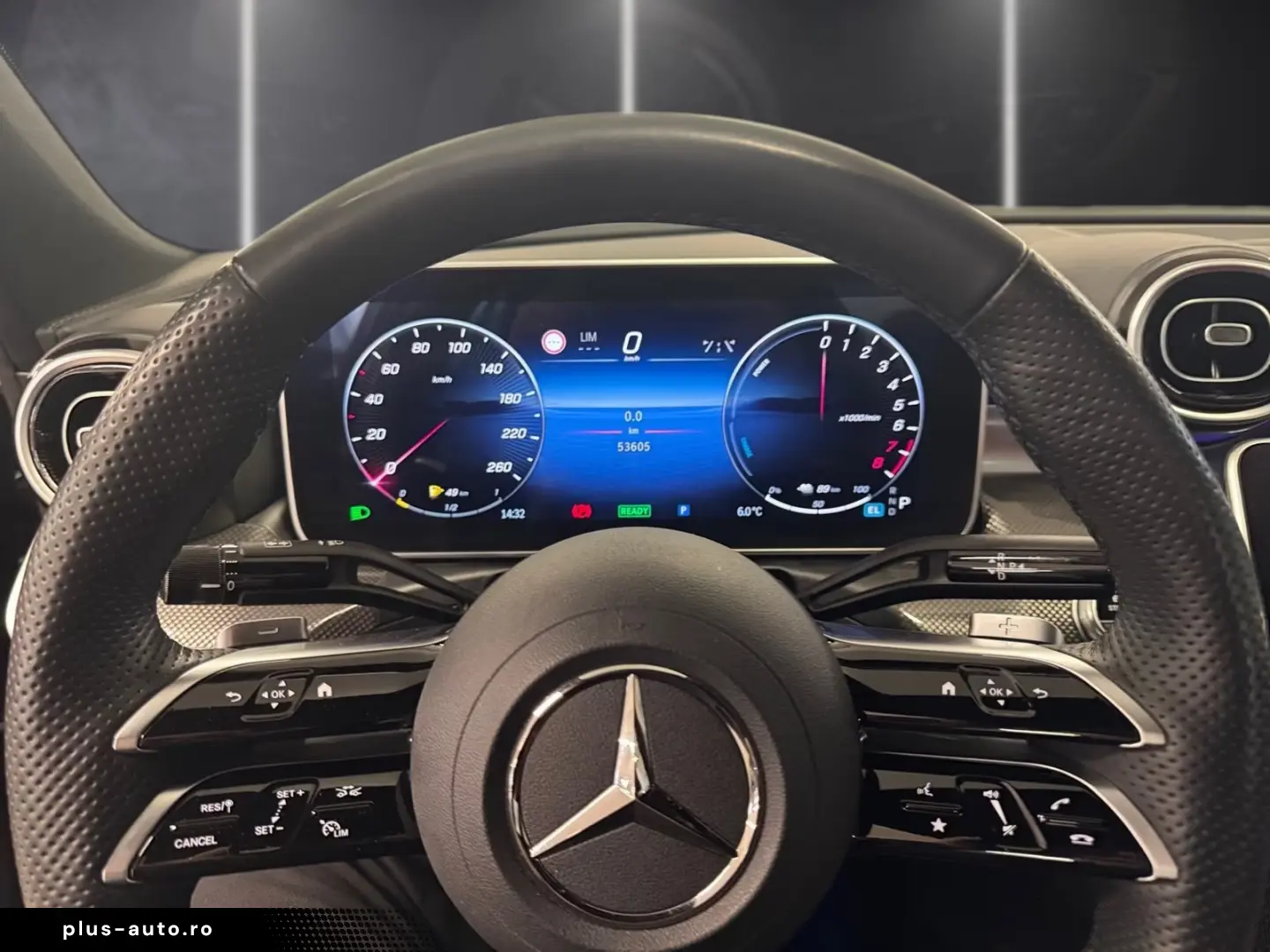 Mercedes-Benz C 300 e AMG Digital Light Distronic