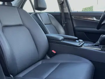 Mercedes-Benz C 180 CGI Automatik BlueEFFICIENCY Avantgarde