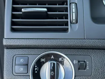 Mercedes-Benz C 180 CGI Automatik BlueEFFICIENCY Avantgarde