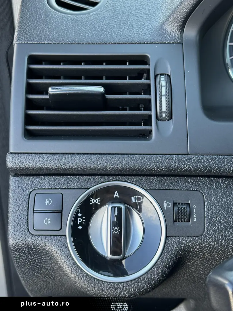 Mercedes-Benz C 180 CGI Automatik BlueEFFICIENCY Avantgarde