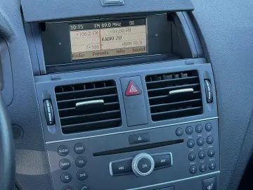 Mercedes-Benz C 180 CGI Automatik BlueEFFICIENCY Avantgarde