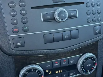 Mercedes-Benz C 180 CGI Automatik BlueEFFICIENCY Avantgarde