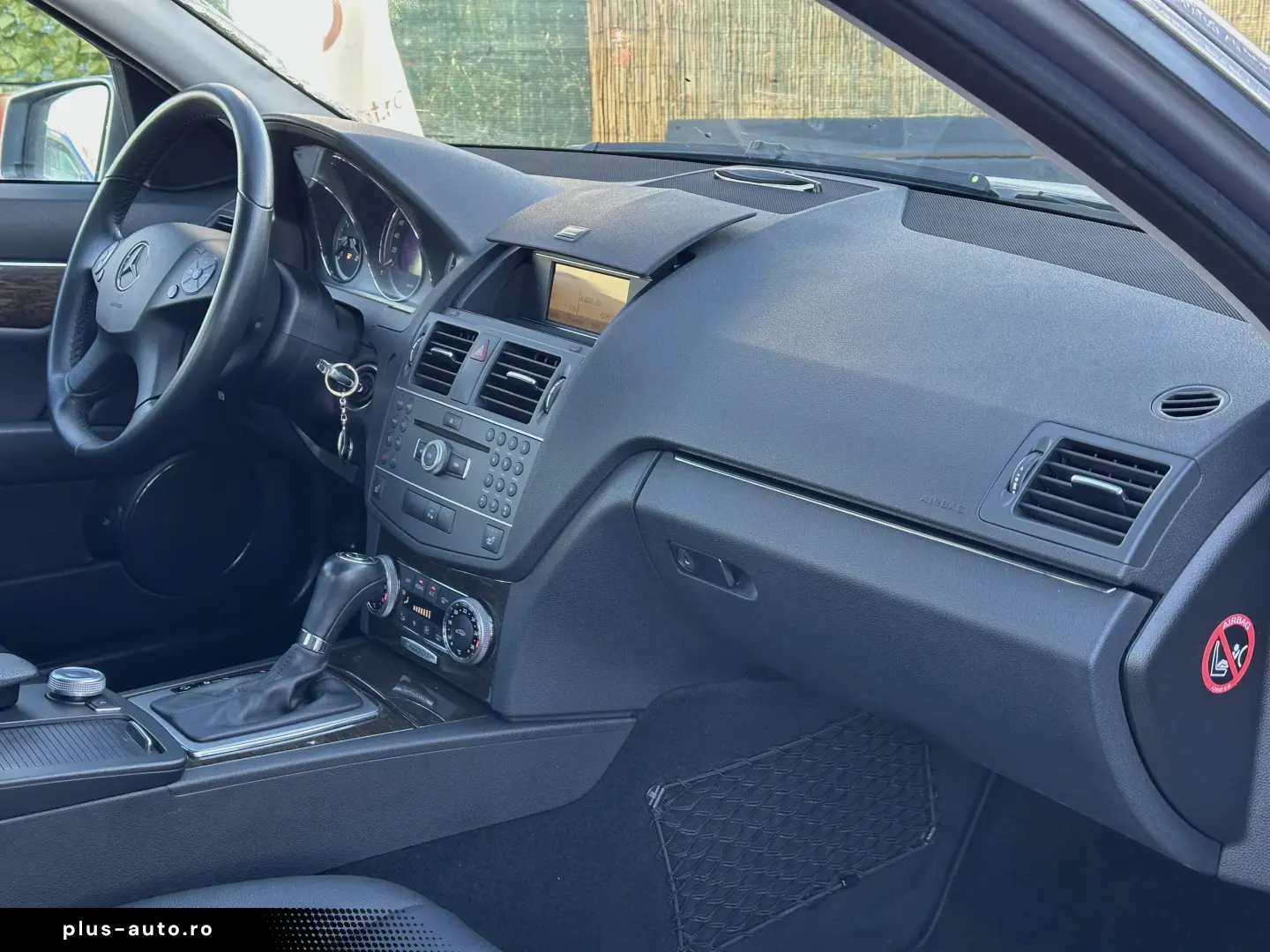 Mercedes-Benz C 180 CGI Automatik BlueEFFICIENCY Avantgarde