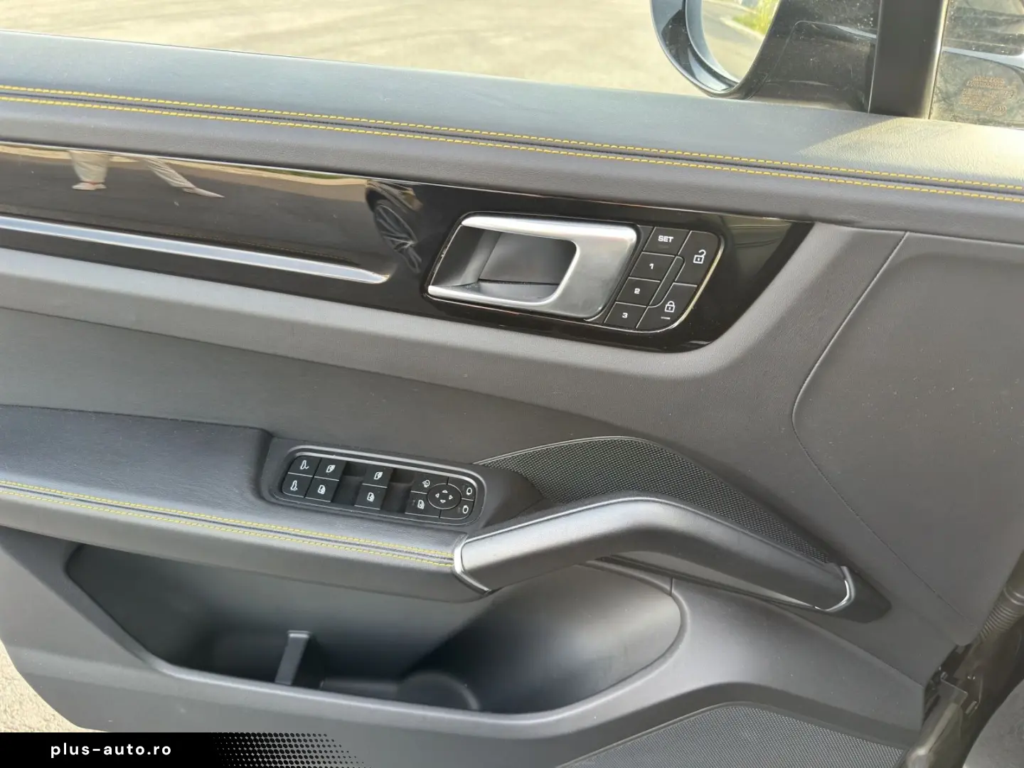 PORSCHE Cayenne Coupe Sport Design Keramik Luft Inno 360