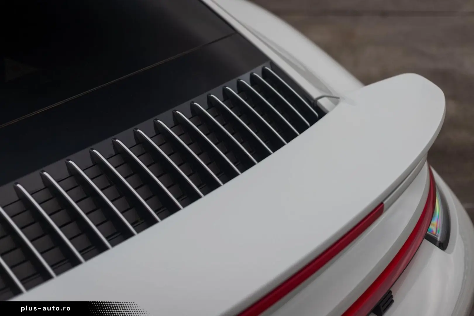 PORSCHE 992 992 3.8 Turbo S