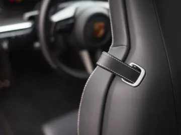 PORSCHE 992 992 3.8 Turbo S