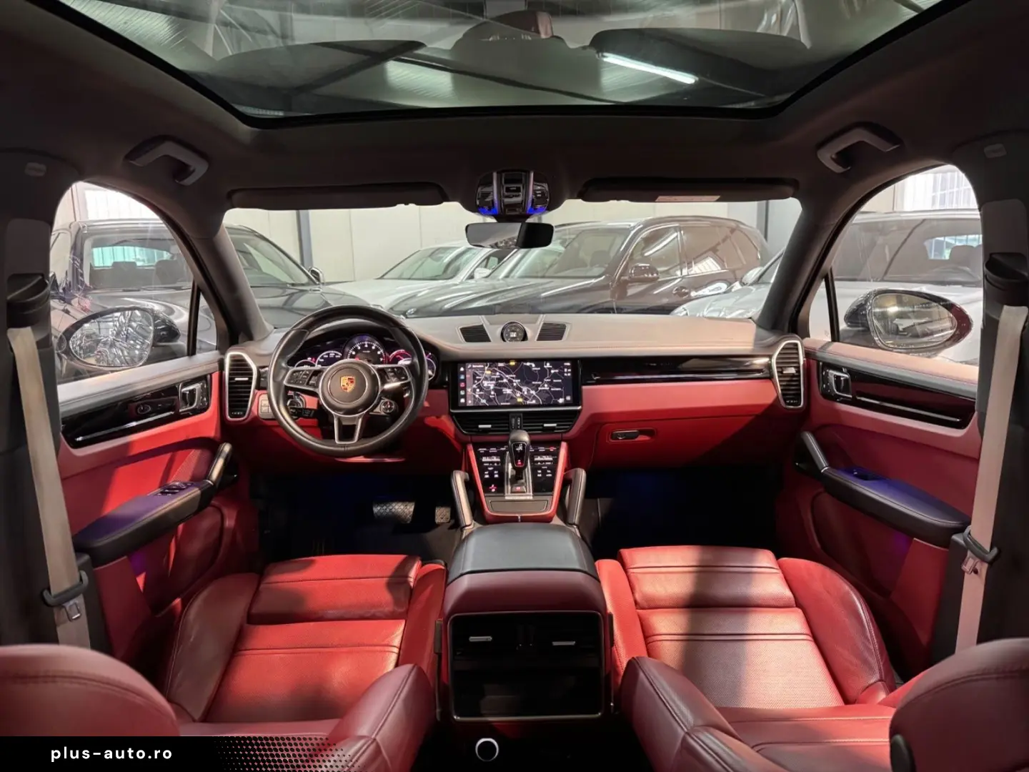 PORSCHE Cayenne Coupe Platinum DIST AIR PANO CHRONO 360