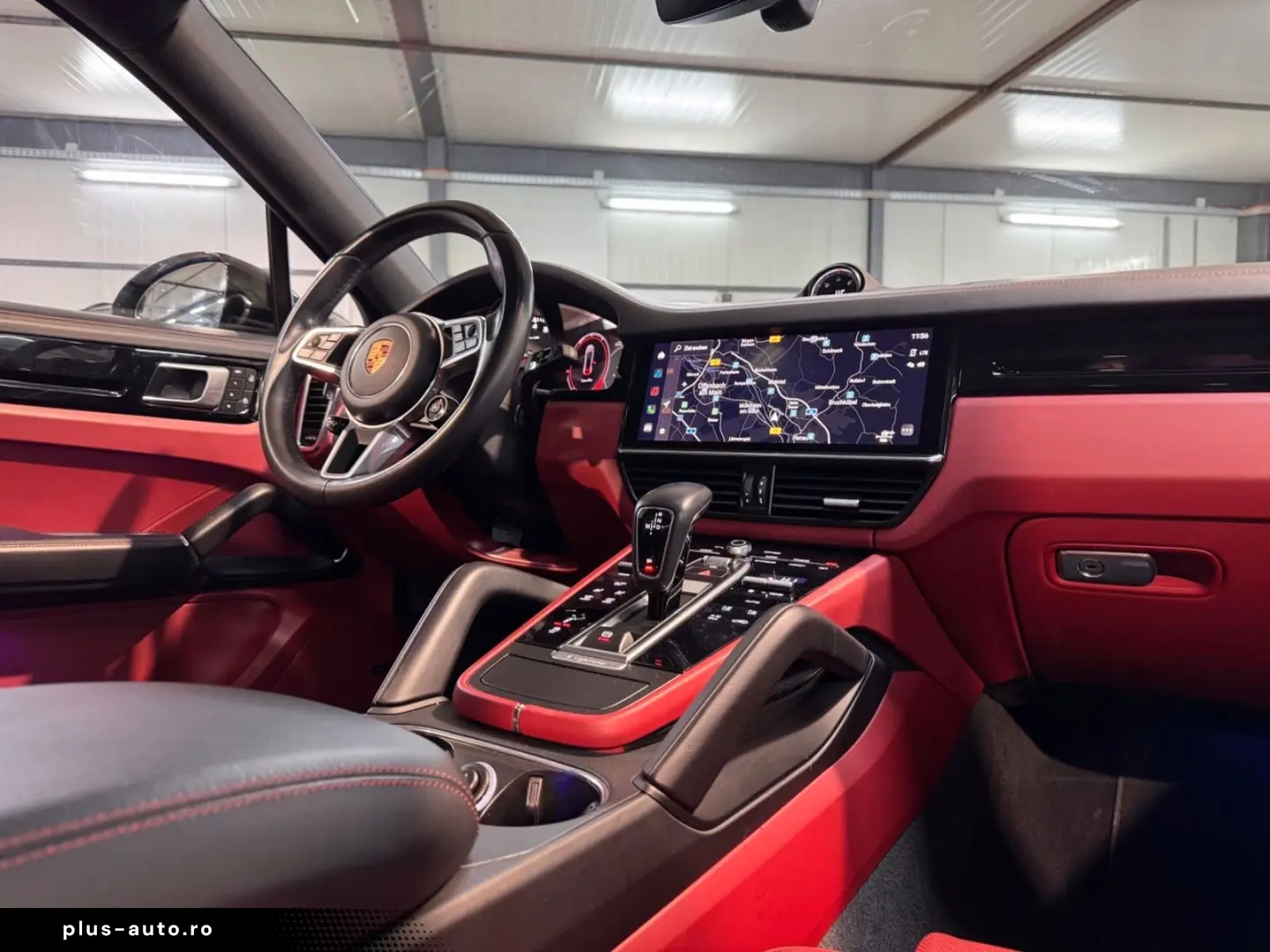 PORSCHE Cayenne Coupe Platinum DIST AIR PANO CHRONO 360