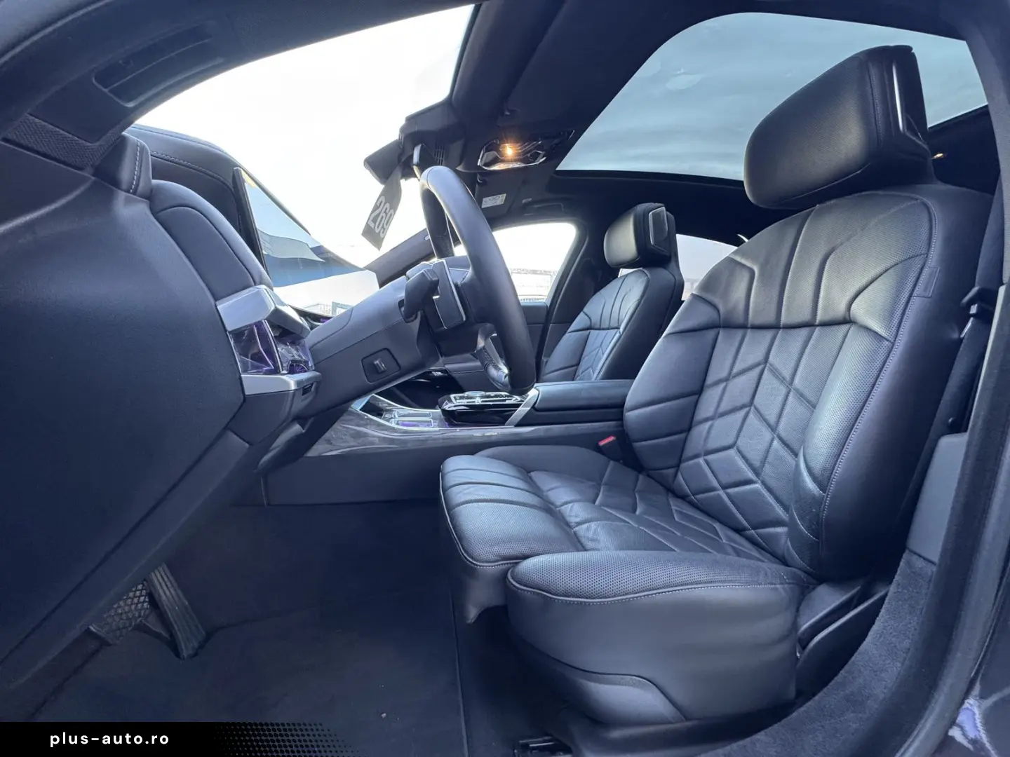 BMW 750e xDrive Massage Exc.Lounge Autobahnas. B&W