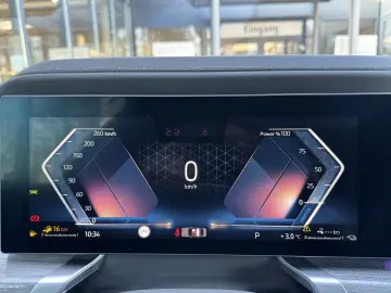 BMW 750e xDrive Massage Exc.Lounge Autobahnas. B&W