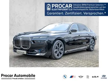 BMW 750e xDrive Pano DAP PAP Massage Iconic Glow Exe