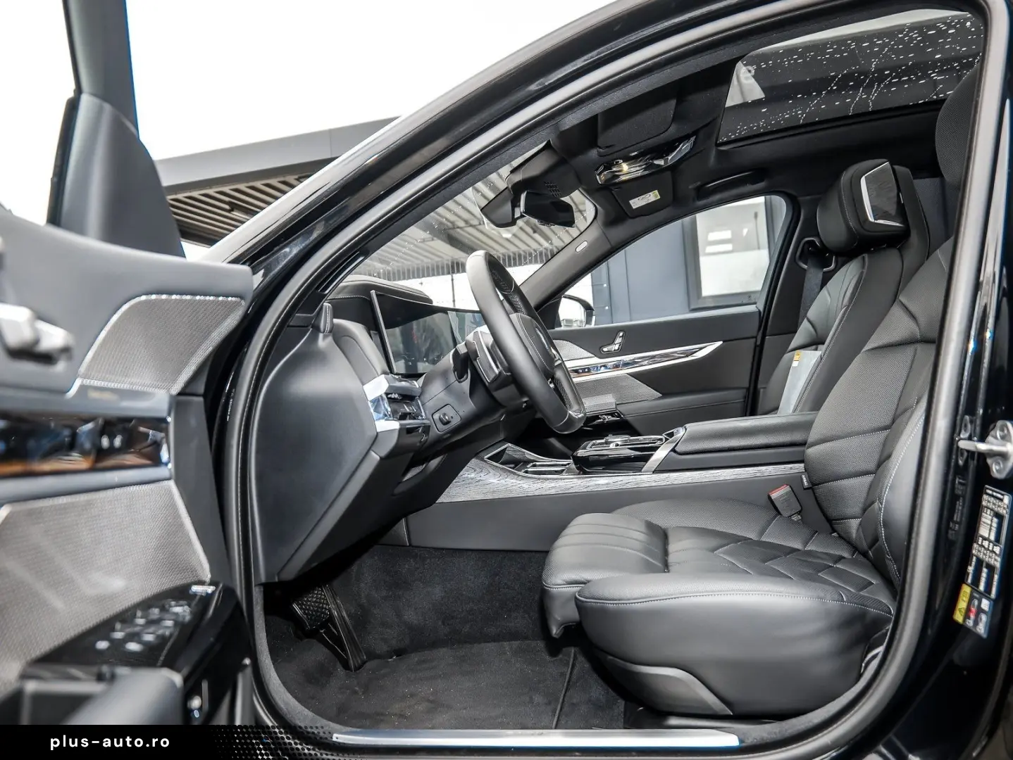 BMW 750e xDrive Pano DAP PAP Massage Iconic Glow Exe