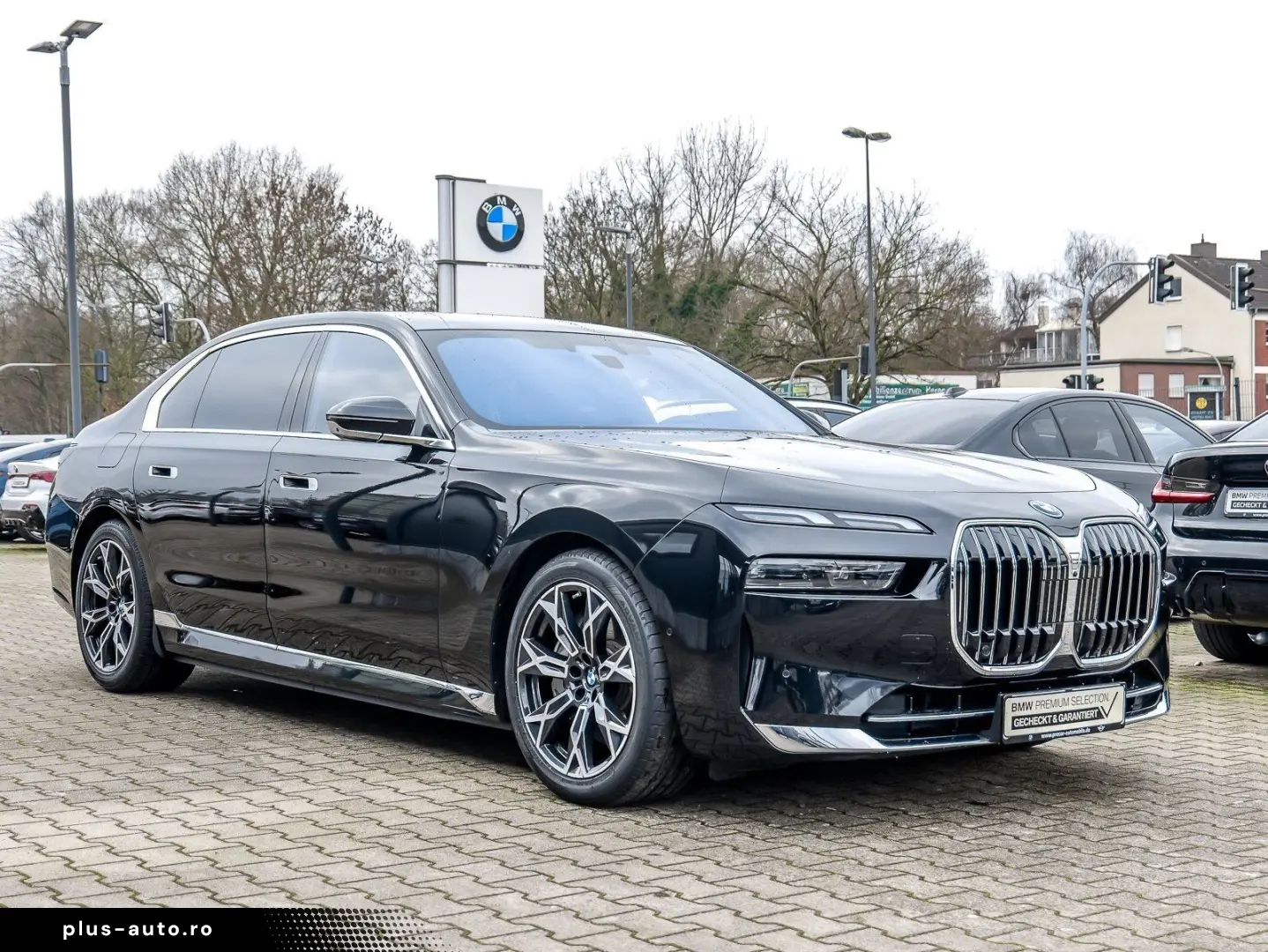 BMW 750e xDrive Pano DAP PAP Massage Iconic Glow Exe
